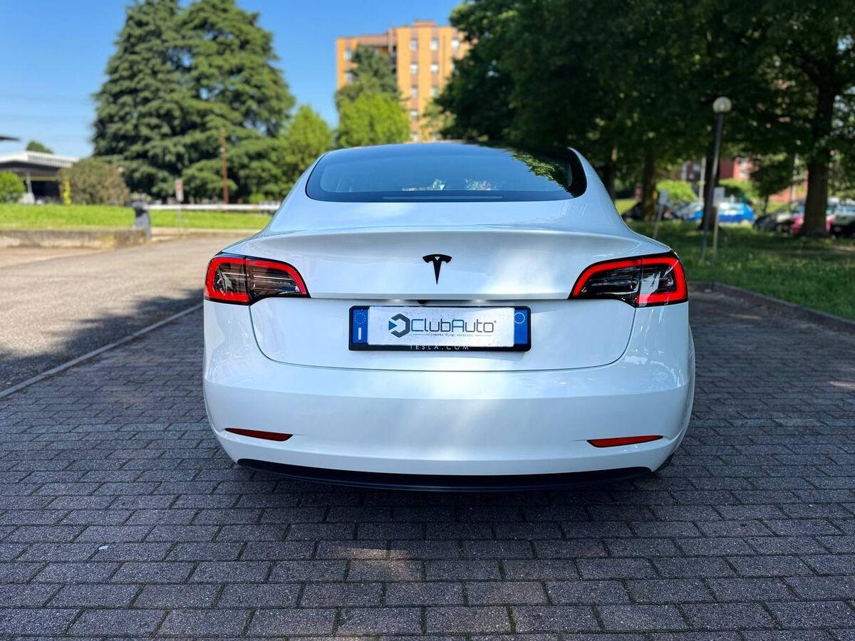 Tesla Model 3 Standard rwd Plus