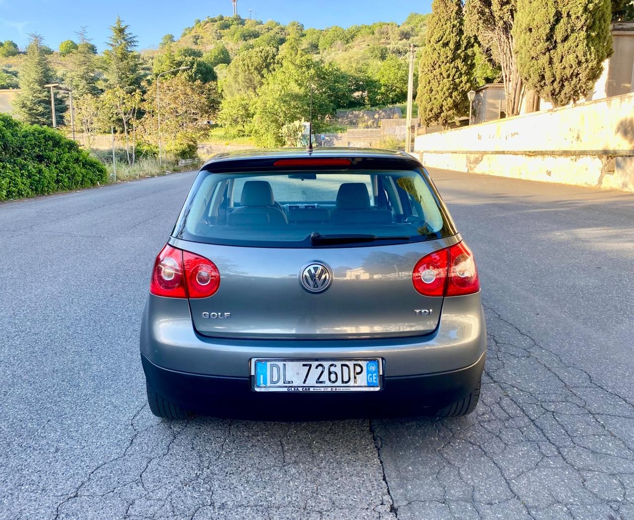 Volkswagen Golf 1.9 TDI 105cv 6 marce 5p. United