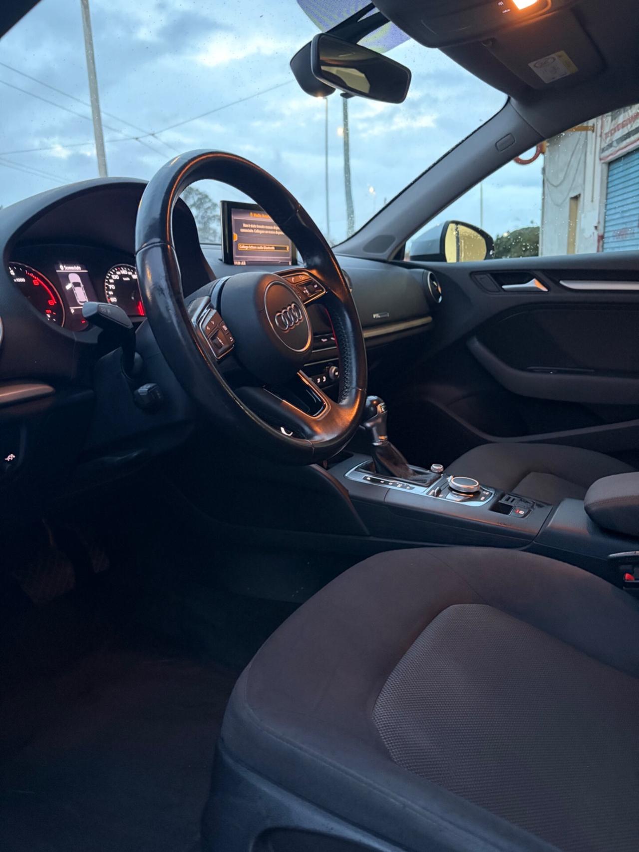 Audi A3 SPB 35 TDI S tronic Business Advanced