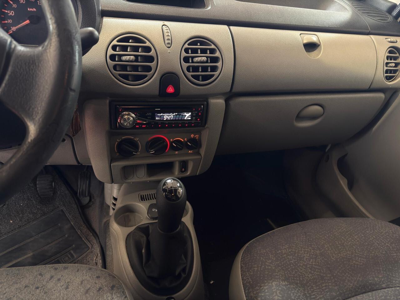 NISSAN KUBISTAR
