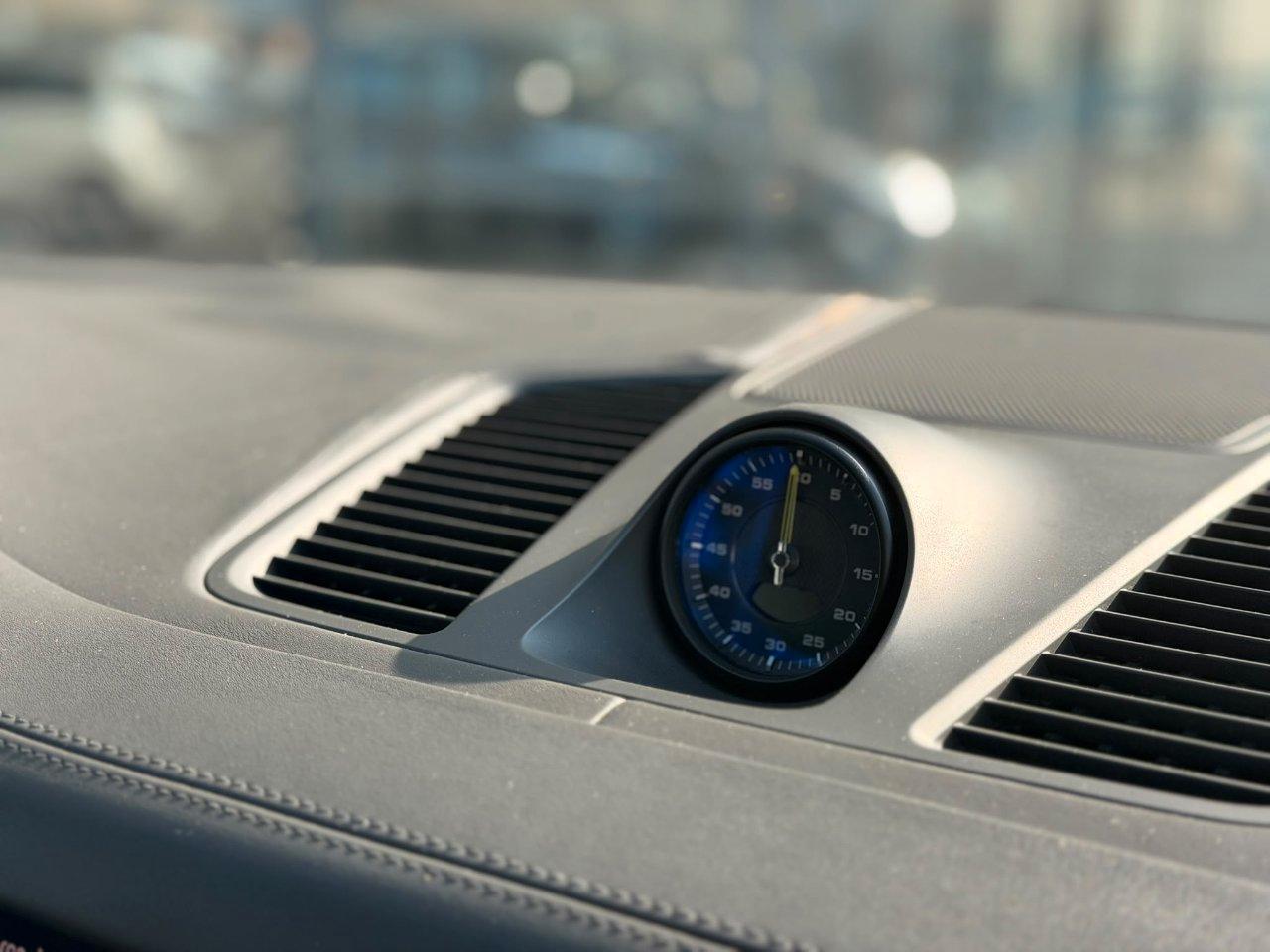 Porsche Cayenne 3.0 e-hybrid tiptronic