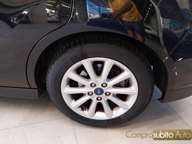 FORD C-Max 1.5 TDCI 120Cv Automatica ( Garanzia 12 Mesi)