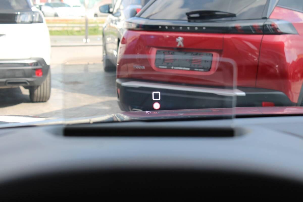 Citroen C4 1.2 puretech Shine s&s 130cv Con NAVIGATORE