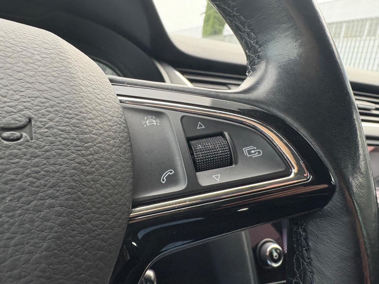 Skoda Octavia 1.4 TSI Wagon Executive G-Tec 2017