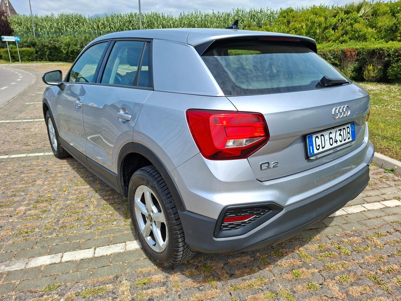 Audi Q2 35 TFSI Business