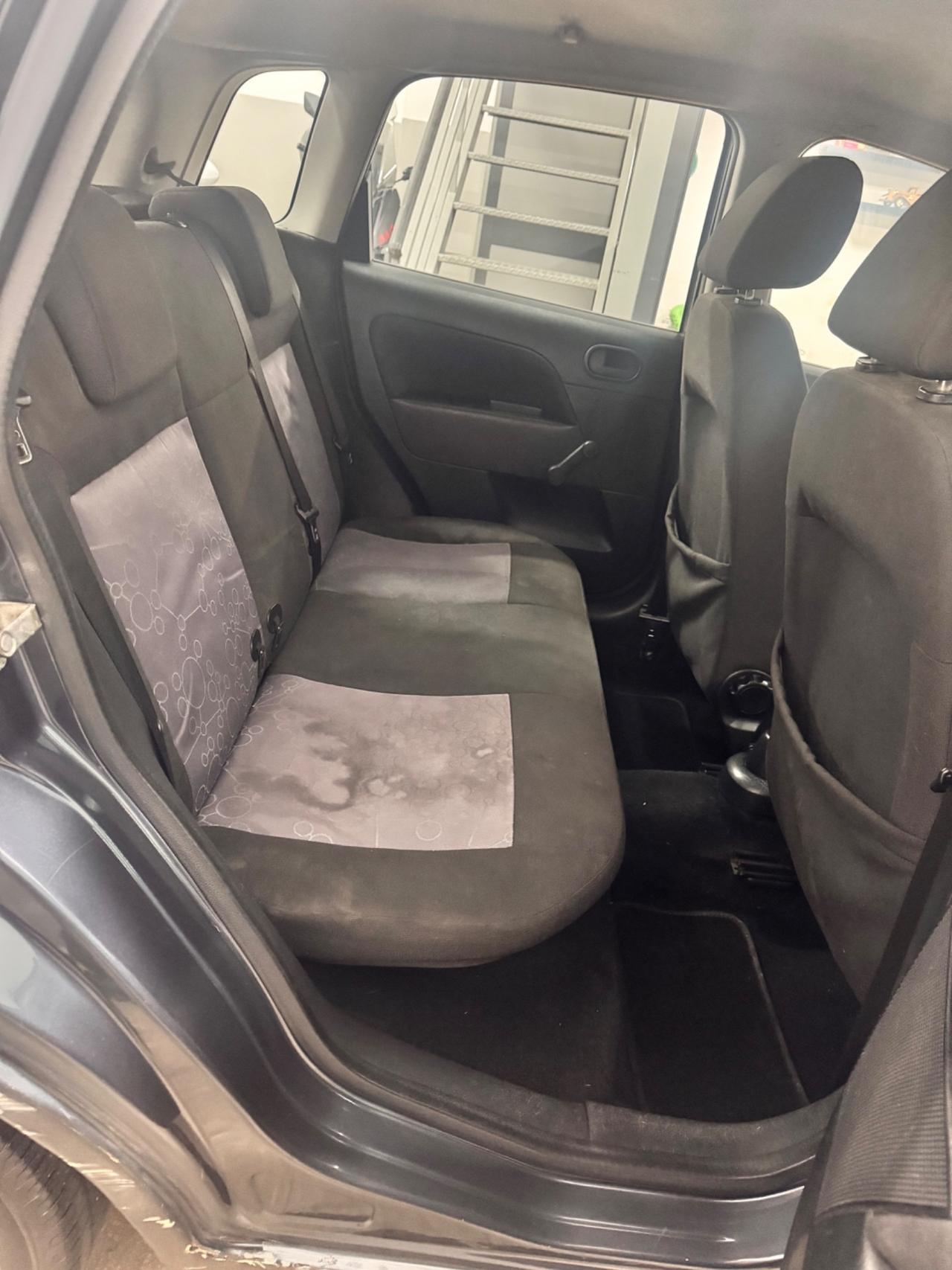 Ford Fiesta 1.4 TDCi 68 Cv 5 Porte Ghia - 2006