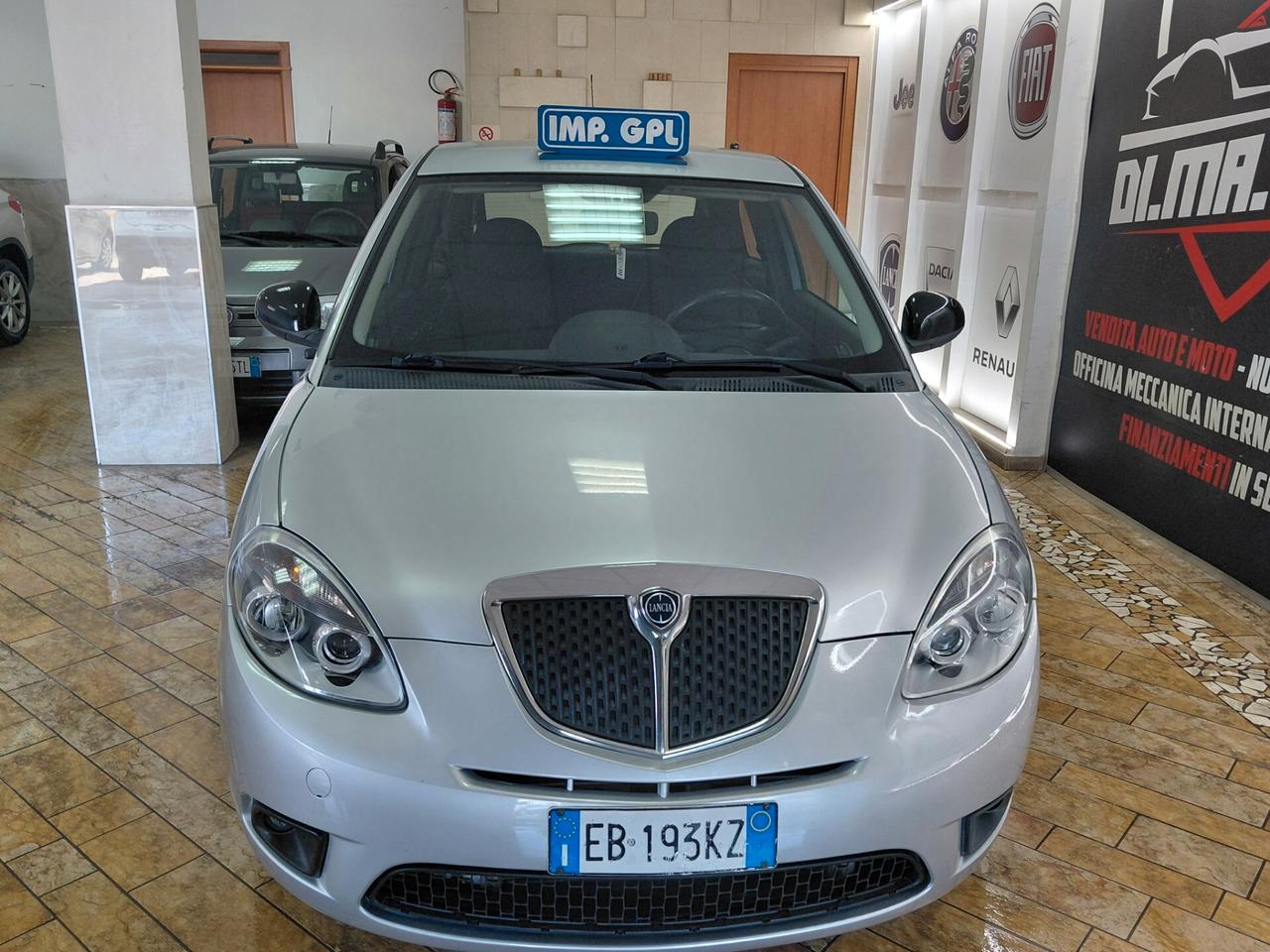 Lancia Ypsilon 1.4 Unyca Ecochic GPL