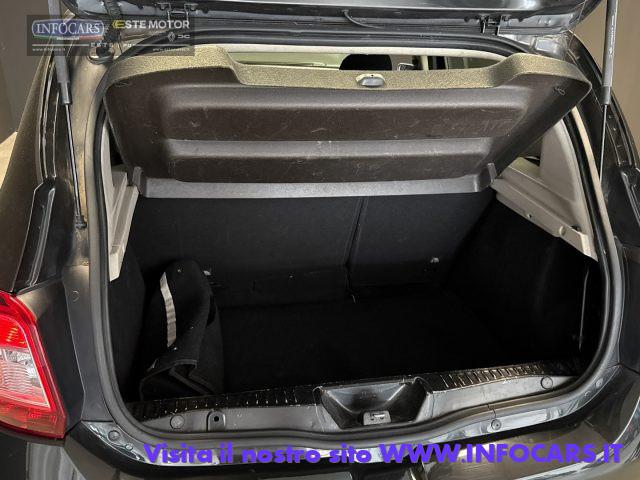 DACIA Sandero Stepway 900 TCe 90CV - Neopatentati