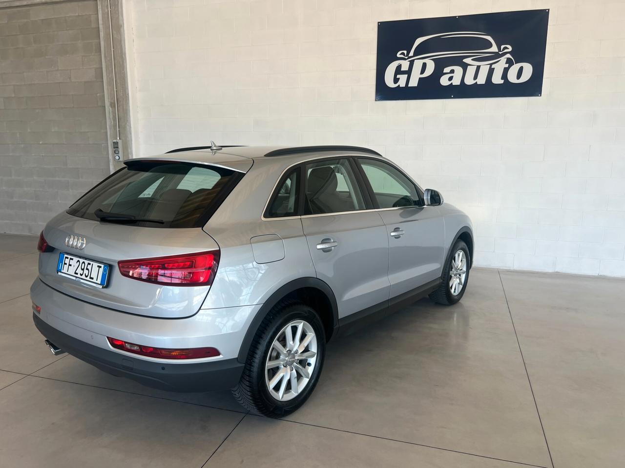 Audi Q3 2.0 TDI 120 CV Business ok neopatentati unico proprietario km 117.590
