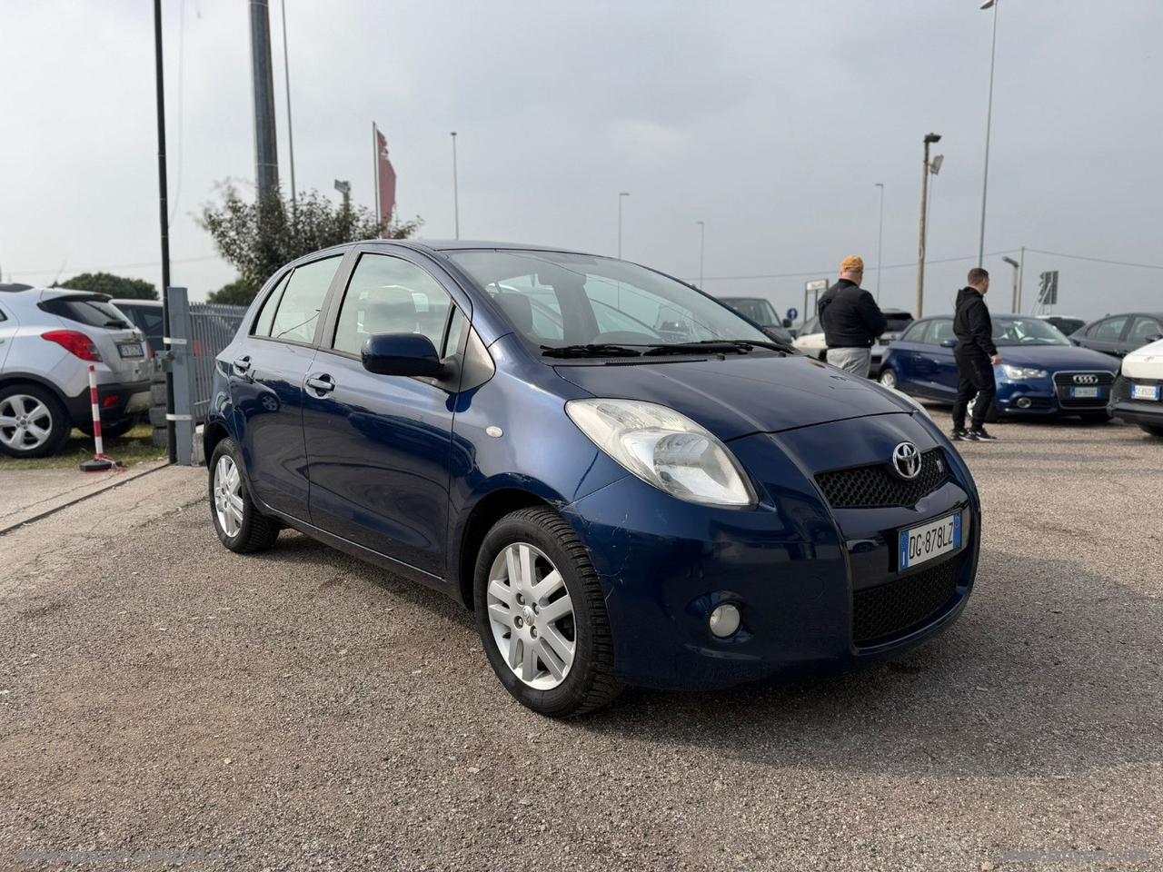 TOYOTA Yaris 1.4 D-4D 5p. Sol