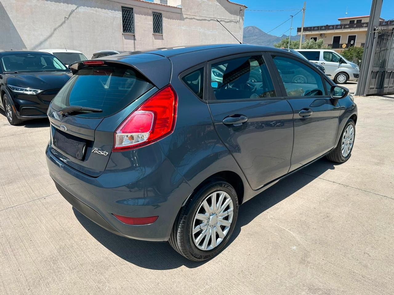 Ford Fiesta 1.5 TDCi 75CV 5p Titanium