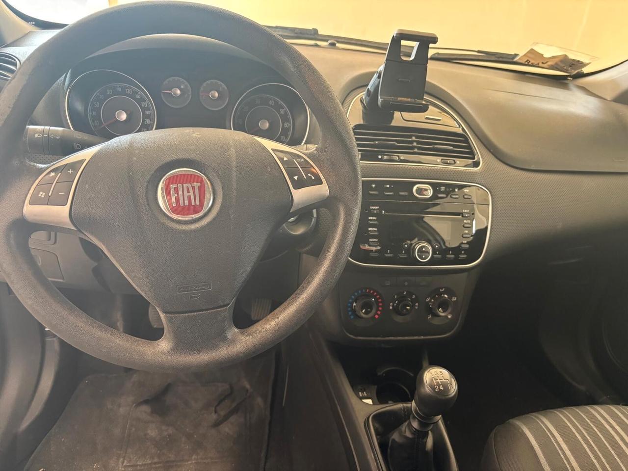 FIAT PUNTO EVO ANNO 2011 BZ METANO ADATTA NEOPATENTATI KM 230 MILA