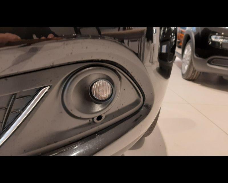 Lancia Ypsilon 1.0 FireFly 5 porte S&S Hybrid Gold