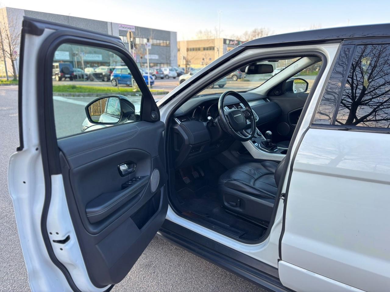 Land Rover Evoque 2.0 TD4 180 CV 5p. SE Dynamic