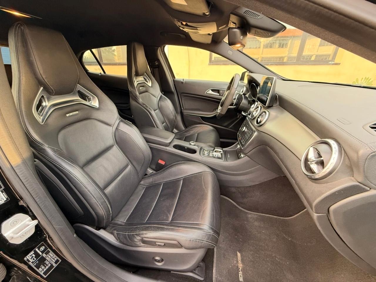 Mercedes-benz GLA 45 AMG 4Matic