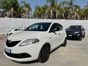 Lancia Ypsilon 1.0 FireFly Gold 12/2020