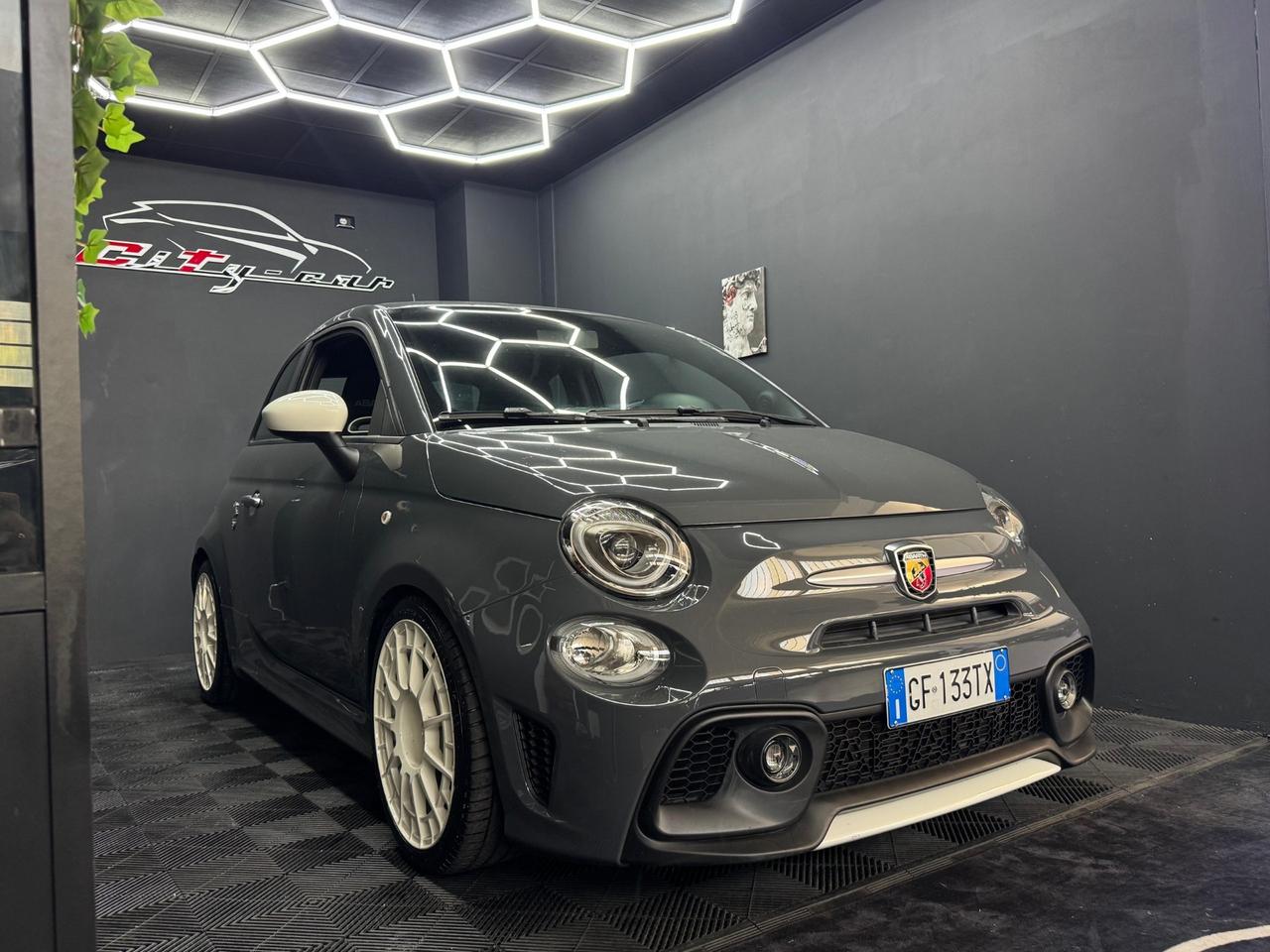 Fiat 500 Abarth 595 (2021) – 145 CV di Pura Adrenalina