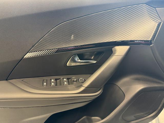 PEUGEOT 2008 PureTech 100 S&S Allure