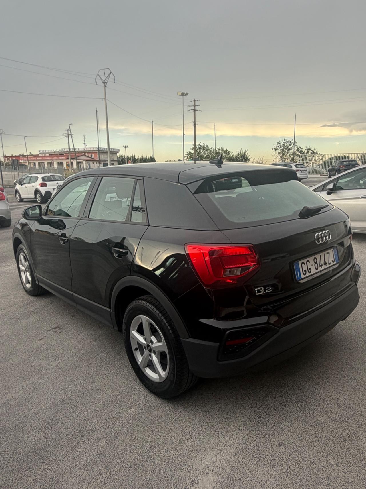 Audi Q2 35 TFSI S tronic Business