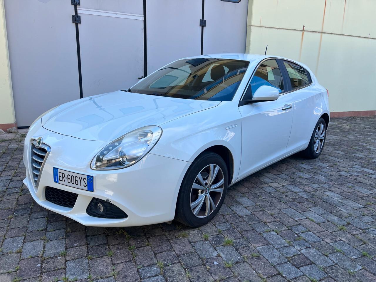 Alfa Romeo Giulietta 1.6 JTDm-2 105 CV Distinctive