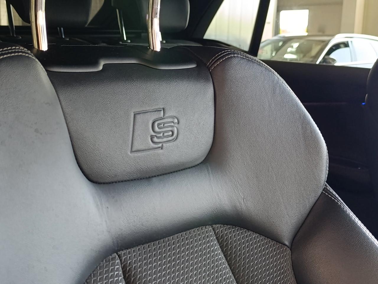 Audi Q8 55 3.0 tfsi mhev Sport quattro tiptronic
