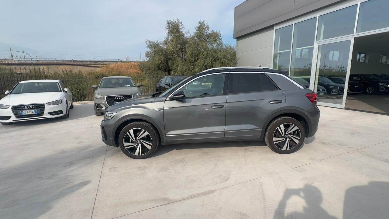 Volkswagen T-Roc 1.5 TSI ACT R-Line TUA DA 291€ ANTICIPO 0