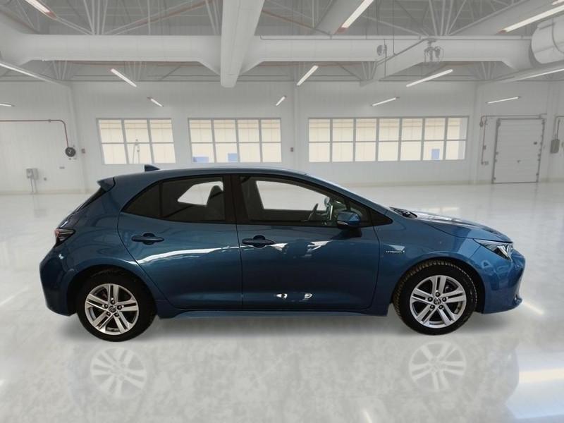 TOYOTA COROLLA 1.8 HYBRID BUSINESS AUTO 5 PORTE BERLINA