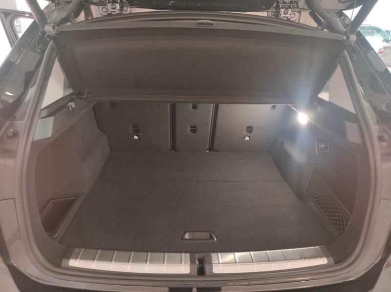BMW X1 (F48) - X1 sDrive18d xLine