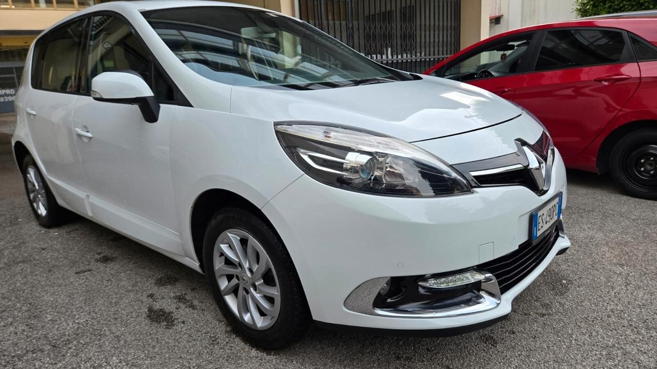 Renault Scenic Scénic XMod 1.5 dCi 110CV Start&Stop Energy