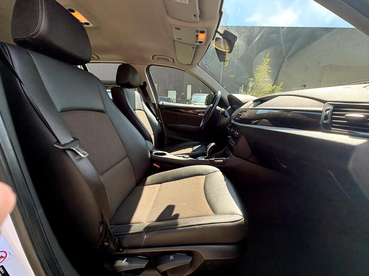 BMW X1 18D aut-4X4-Pelle,Navi,Led-Garanzia-2013