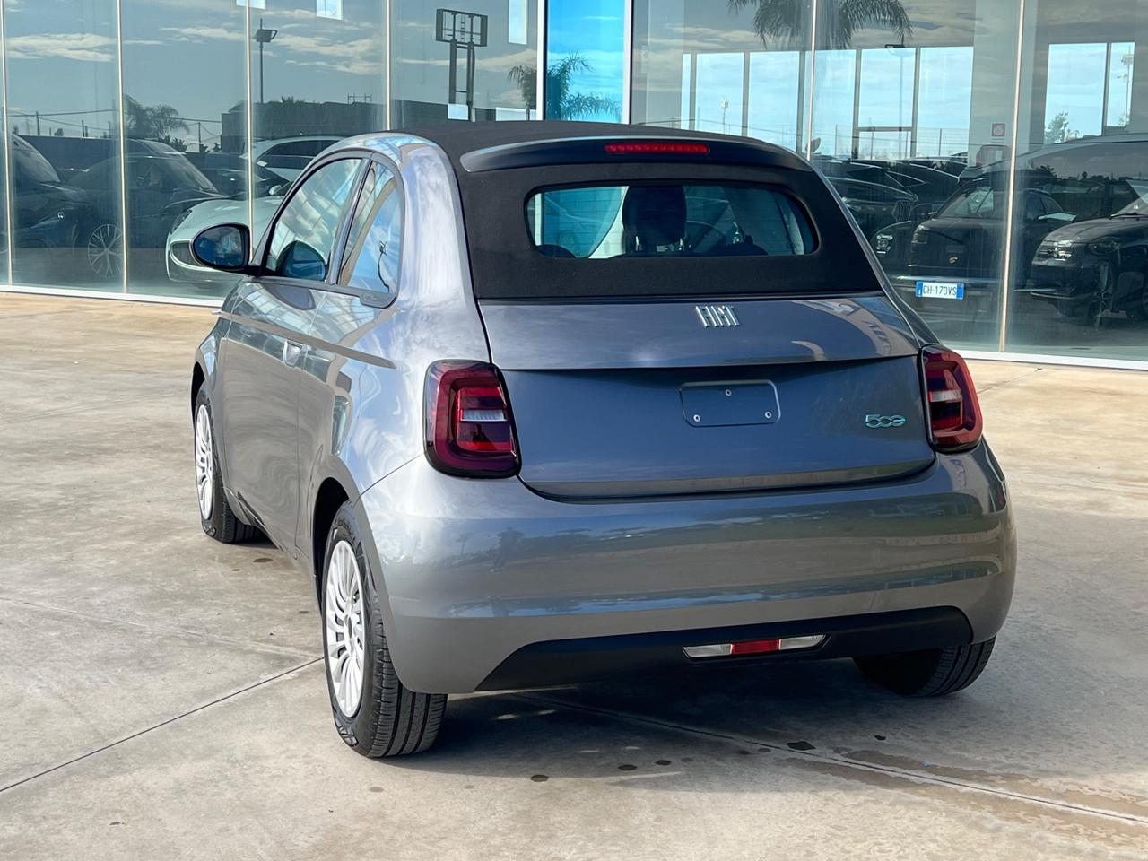 Fiat 500e Cabrio offerta T-Stock prezzo imperdibile