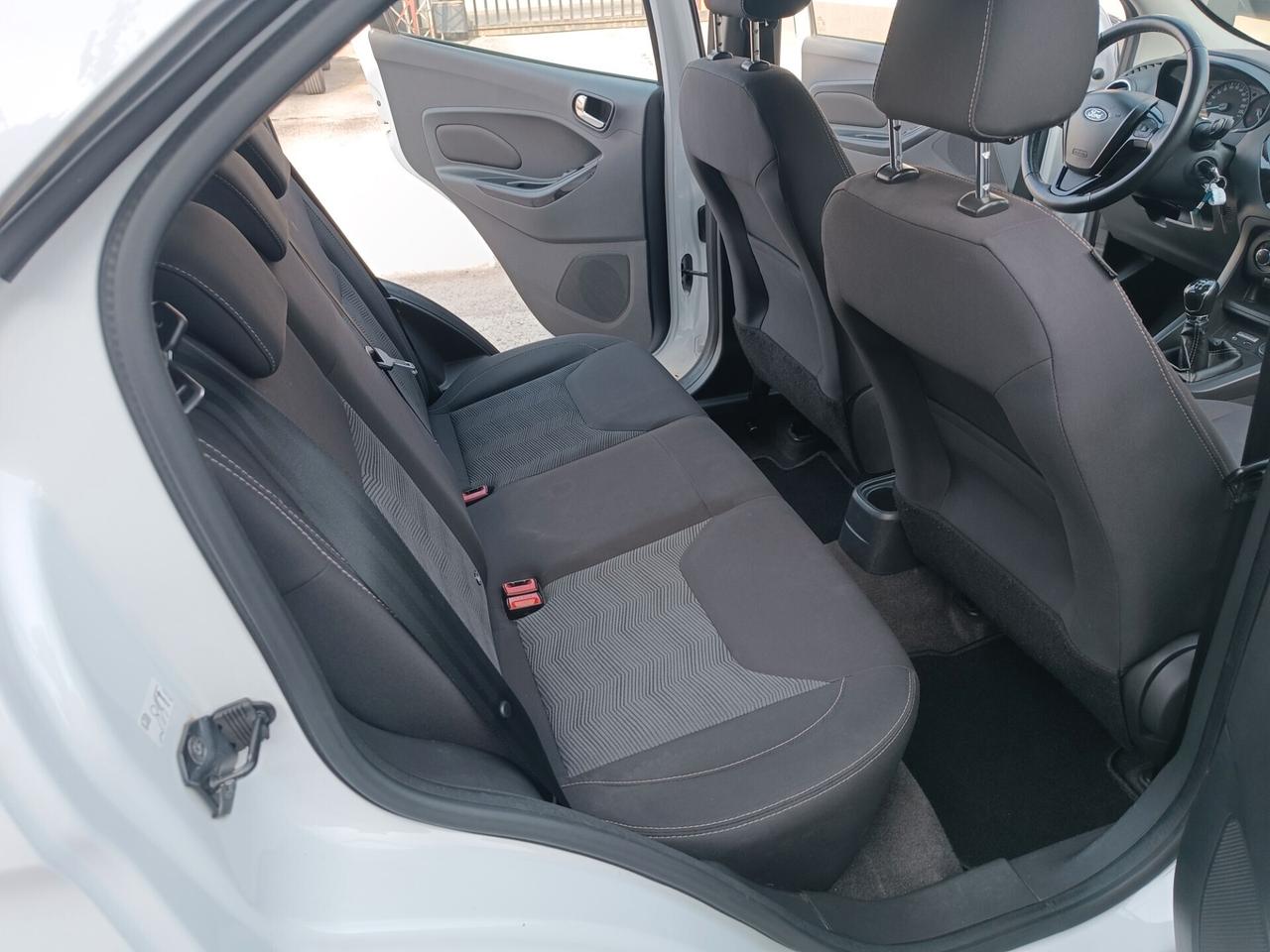 Ford Fiesta 1.2 82 CV 5 porte Titanium