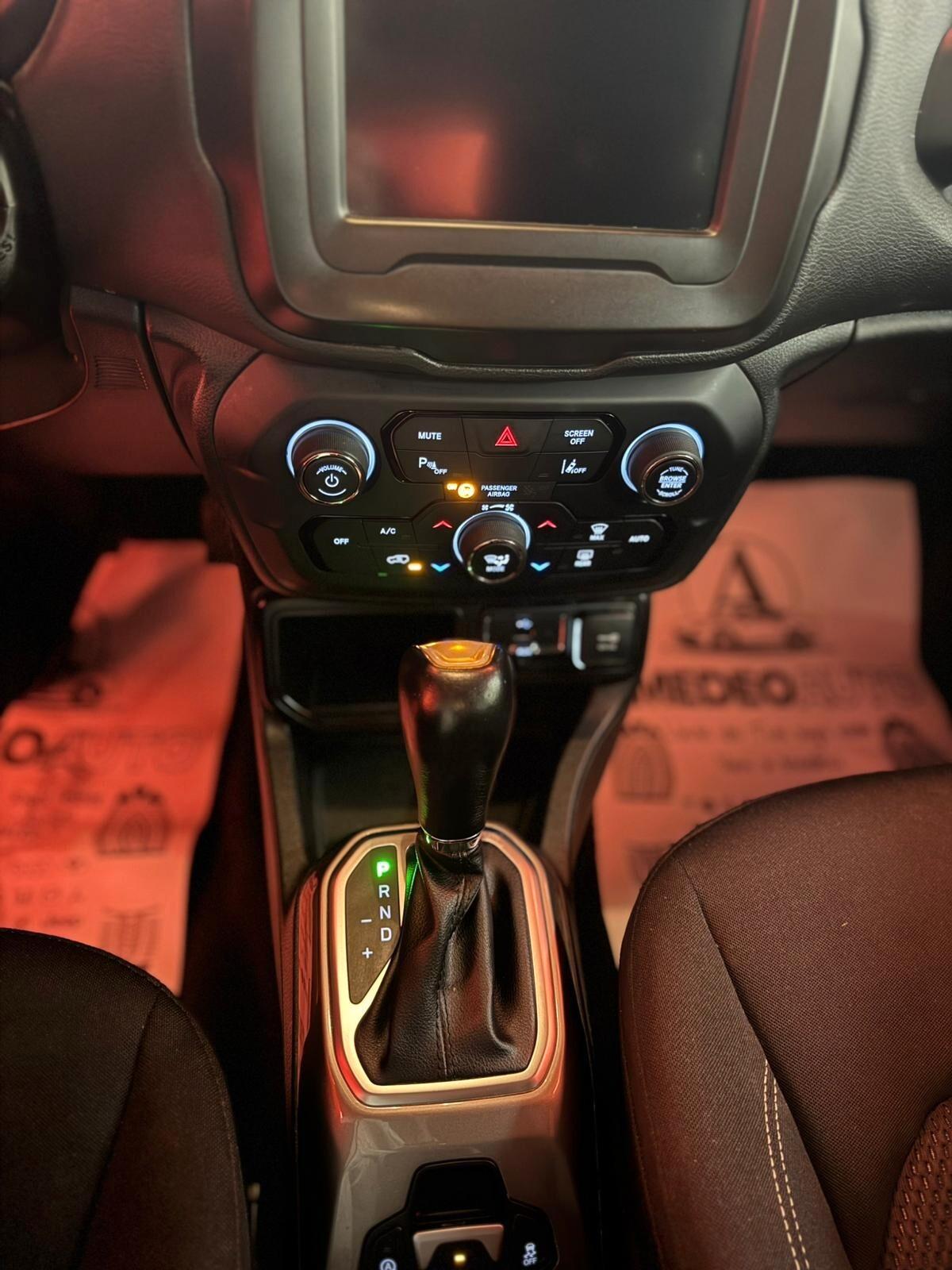 Jeep Renegade 1.6 Mjt DDCT 120 CV S