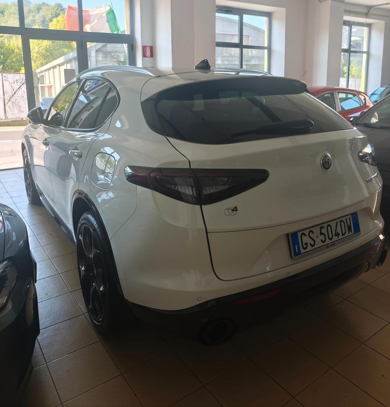 Alfa Romeo Stelvio 210 cv Q4 gancio iva veloce competizione