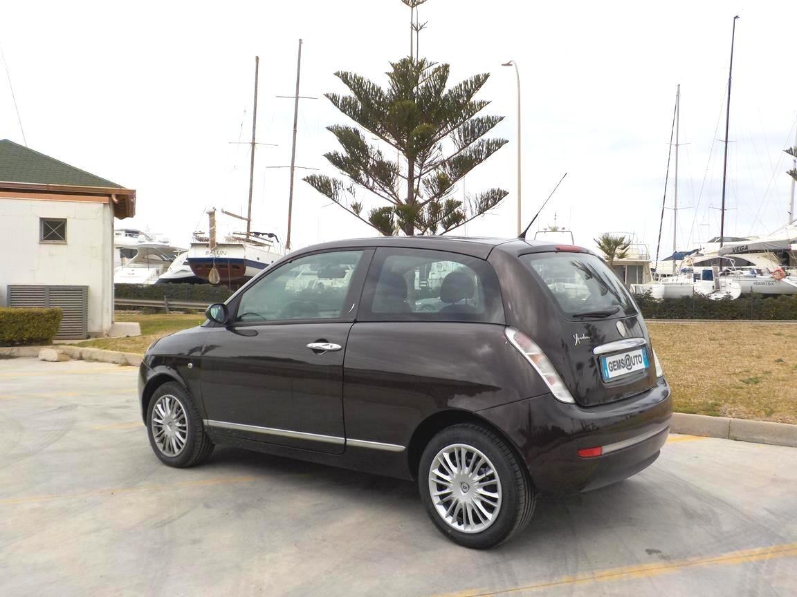 Lancia Ypsilon 1.2 Oro Giallo