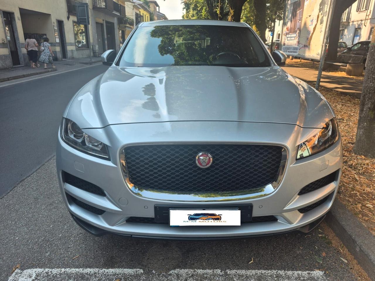 Jaguar F-Pace 2.0 D 180 CV Prestige