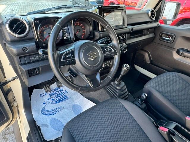Suzuki Jimny 1.5 5MT Top