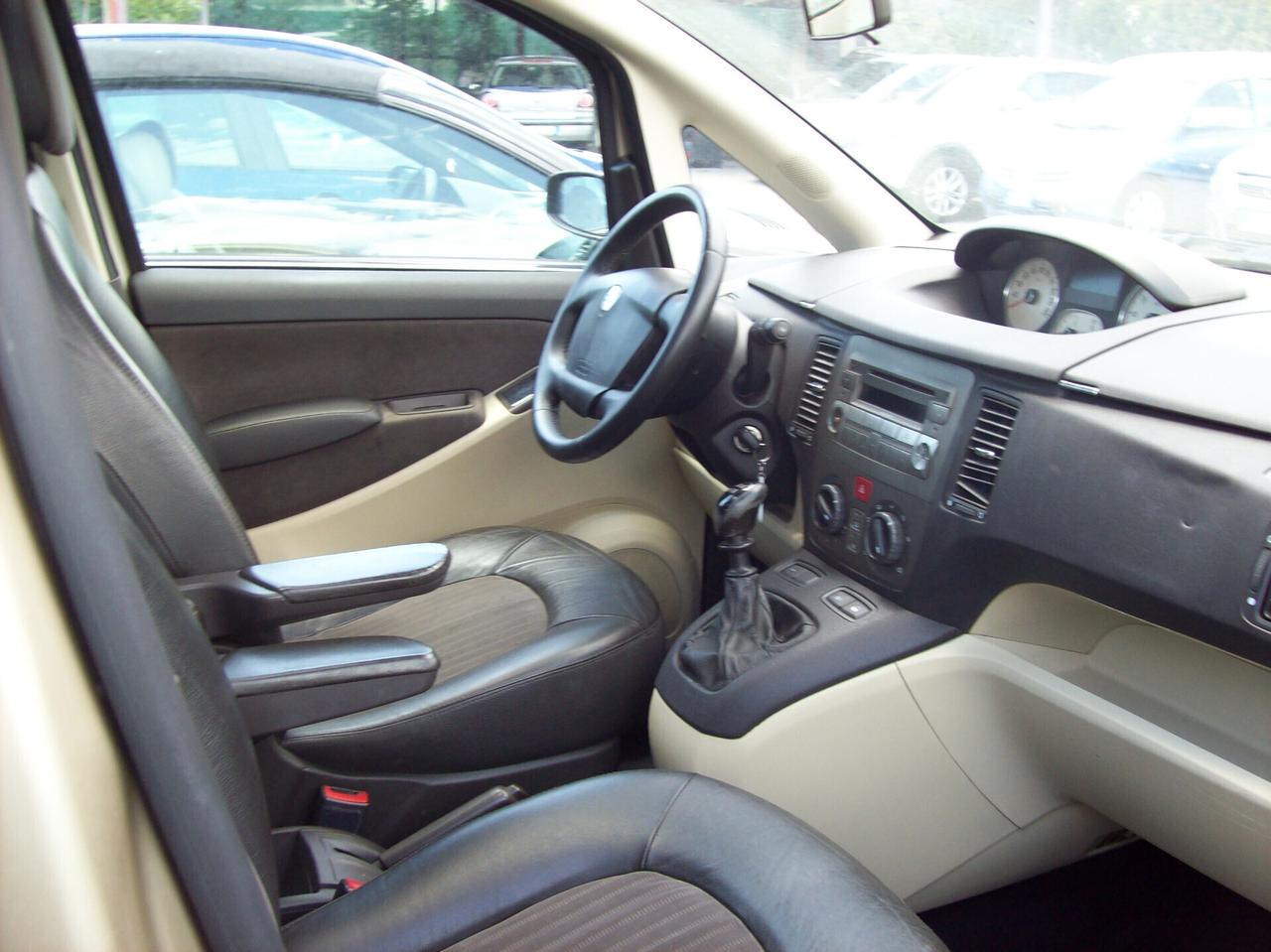 Lancia MUSA 1.3 Multijet 16V 70 CV Argento