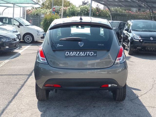 LANCIA Ypsilon 1.0 FireFly 5 porte S&S Hybrid Silver