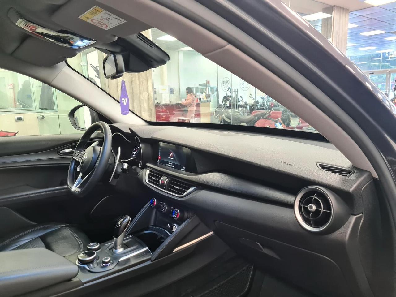 Alfa Romeo Stelvio 2.2 Turbodiesel 210 CV AT8 Q4 Super