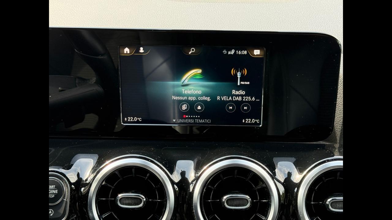 Mercedes-Benz GLA - H247 - GLA 180 d Premium auto