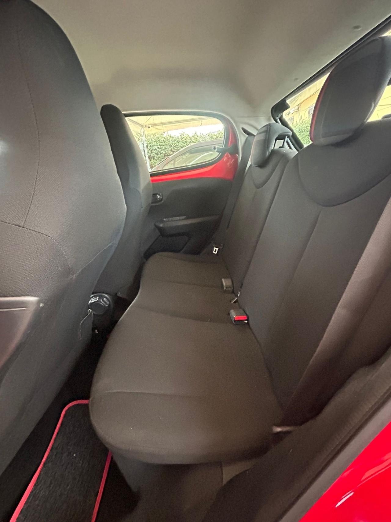 Peugeot 108 VTi 68 5 porte Allure TOP!