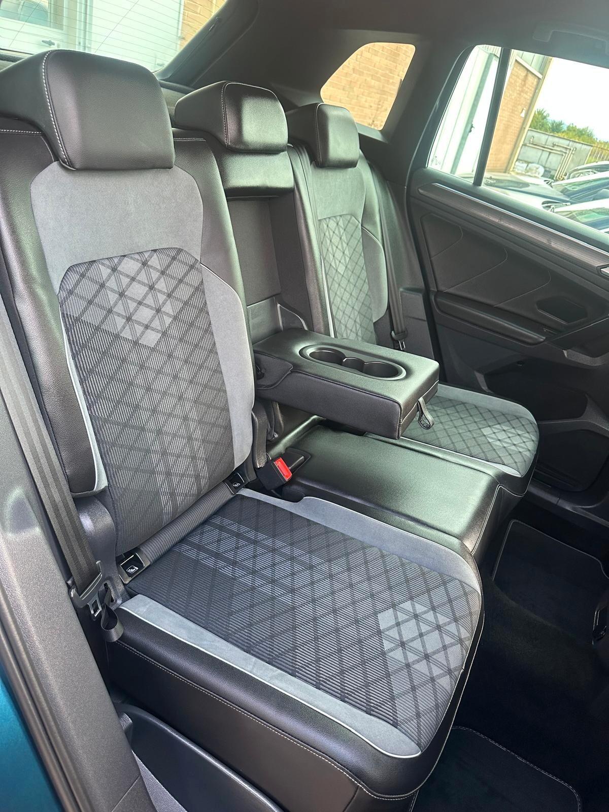 Volkswagen Tiguan 2.0 TDI 150 CV SCR DSG R-Line