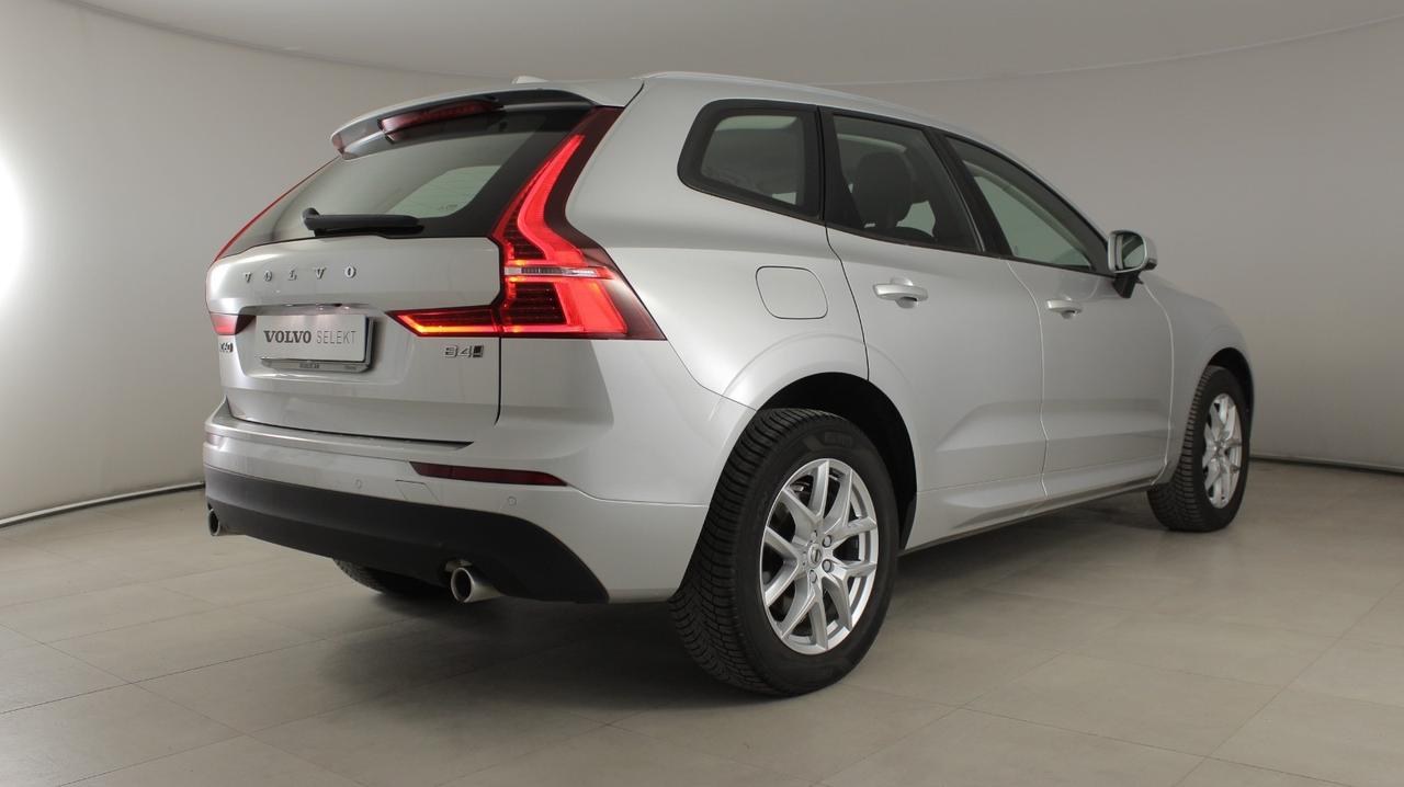VOLVO XC60 II 2018 - XC60 2.0 b4 Momentum awd auto my20