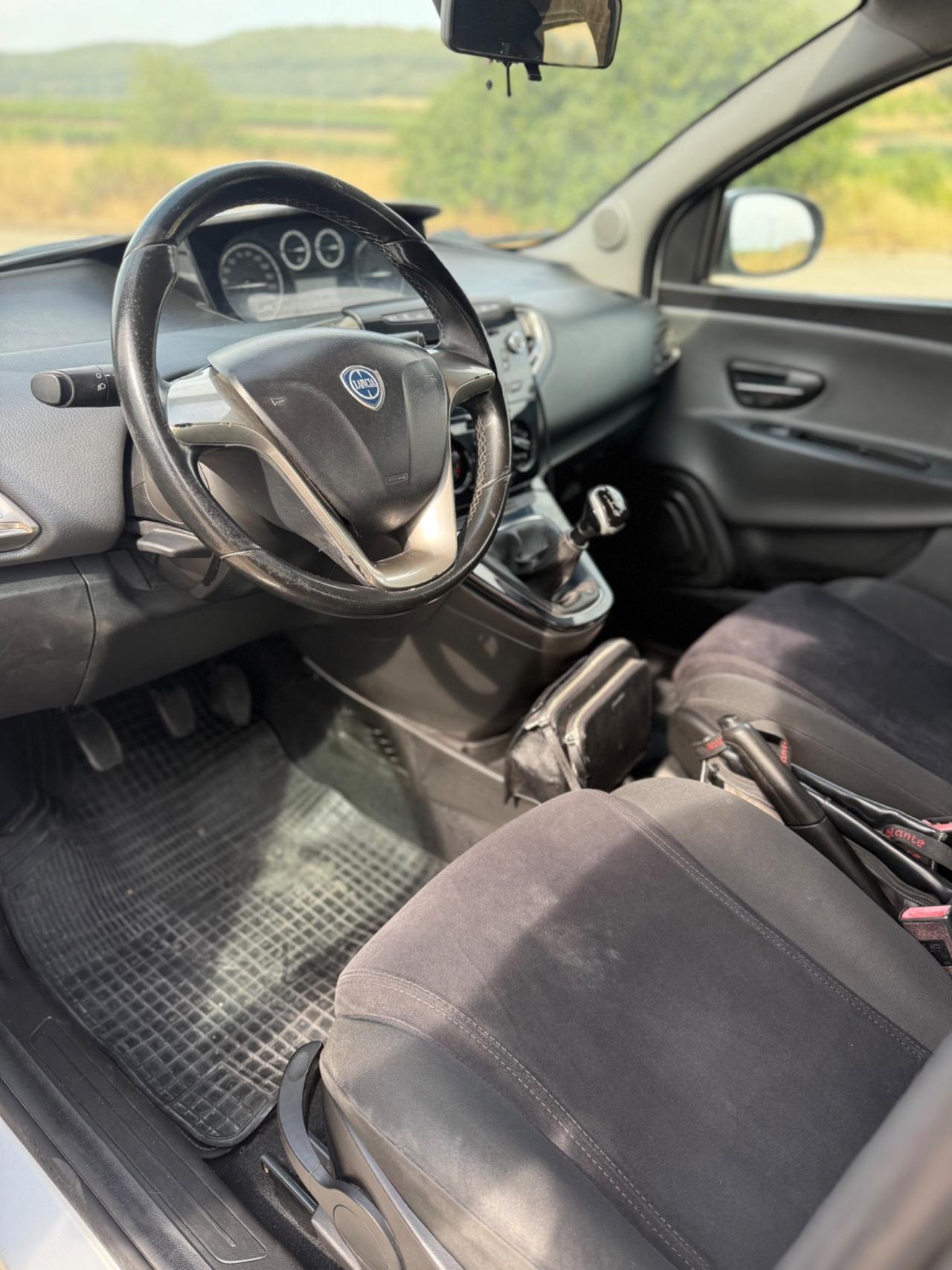 Lancia Ypsilon 1.3 MJT 16V 95 CV 5 porte S&S Platinum