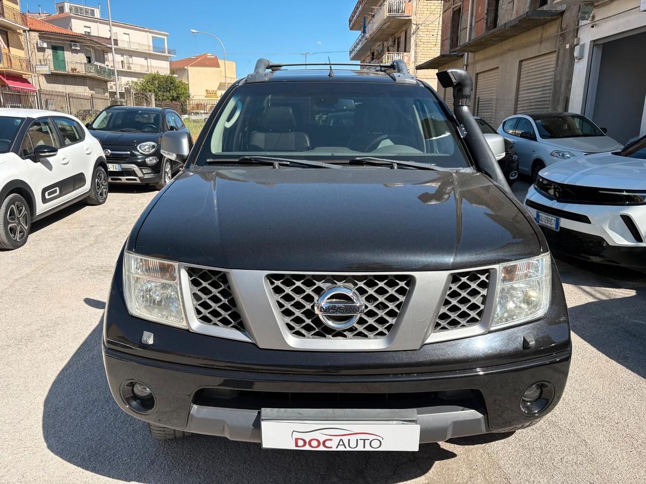 Nissan Navara 2.5 dCi 4 porte Double Cab LE