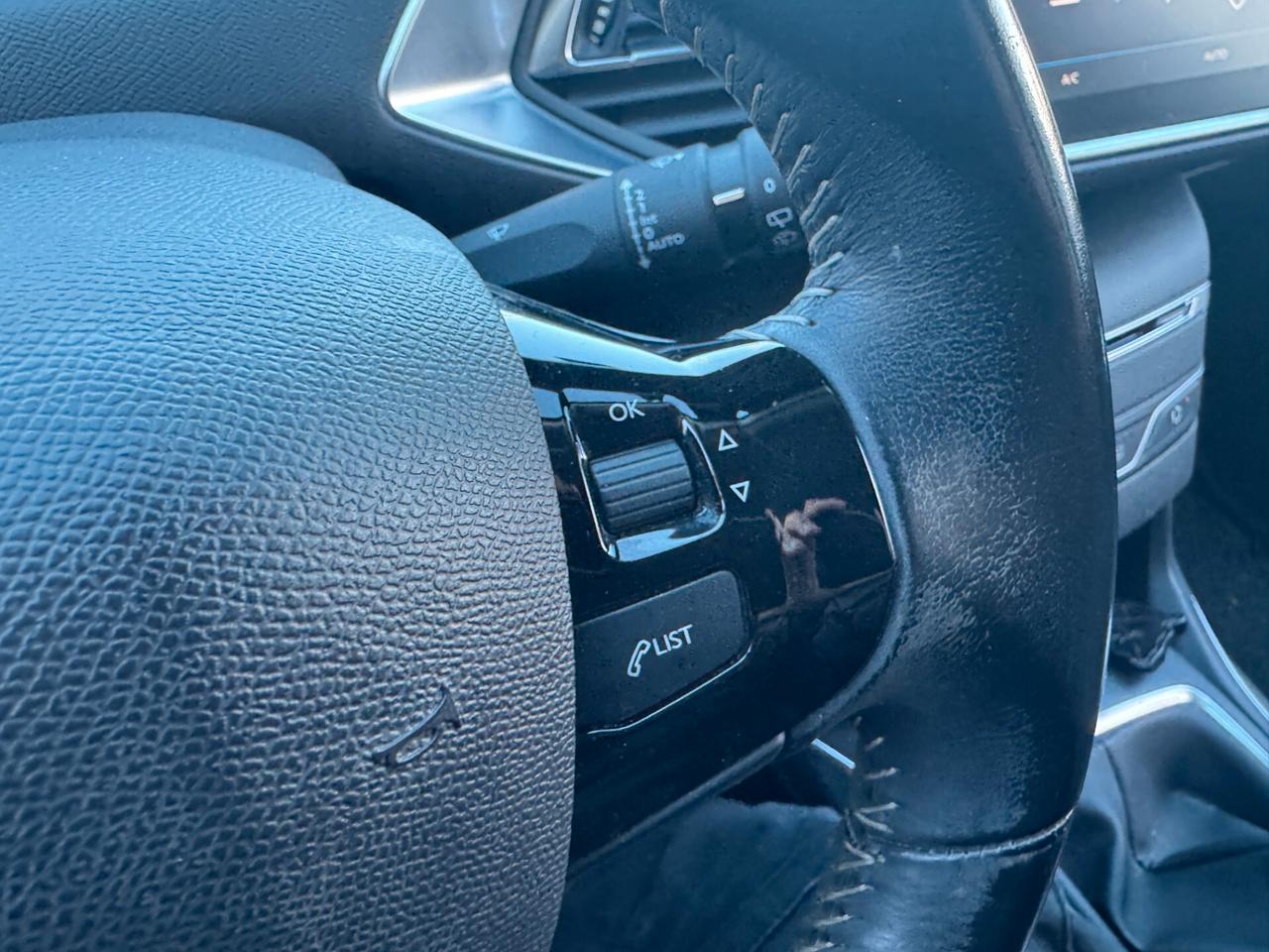 PEUGEOT 308 PureTech Turbo 130 S&S Allure UNICO PROPRIETARIO