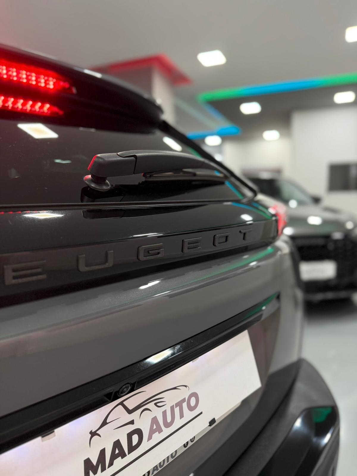 Peugeot 2008 BlueHDi 130 S&S EAT8 Allure