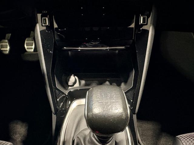 PEUGEOT 208 GT 1.2 PureTech 100cv Full LED AMBIENT *UNIPRO.*