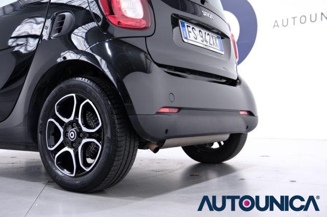 SMART ForTwo 70 1.0 TWINAMIC TETTO PANORAMA NEOPATENTATI